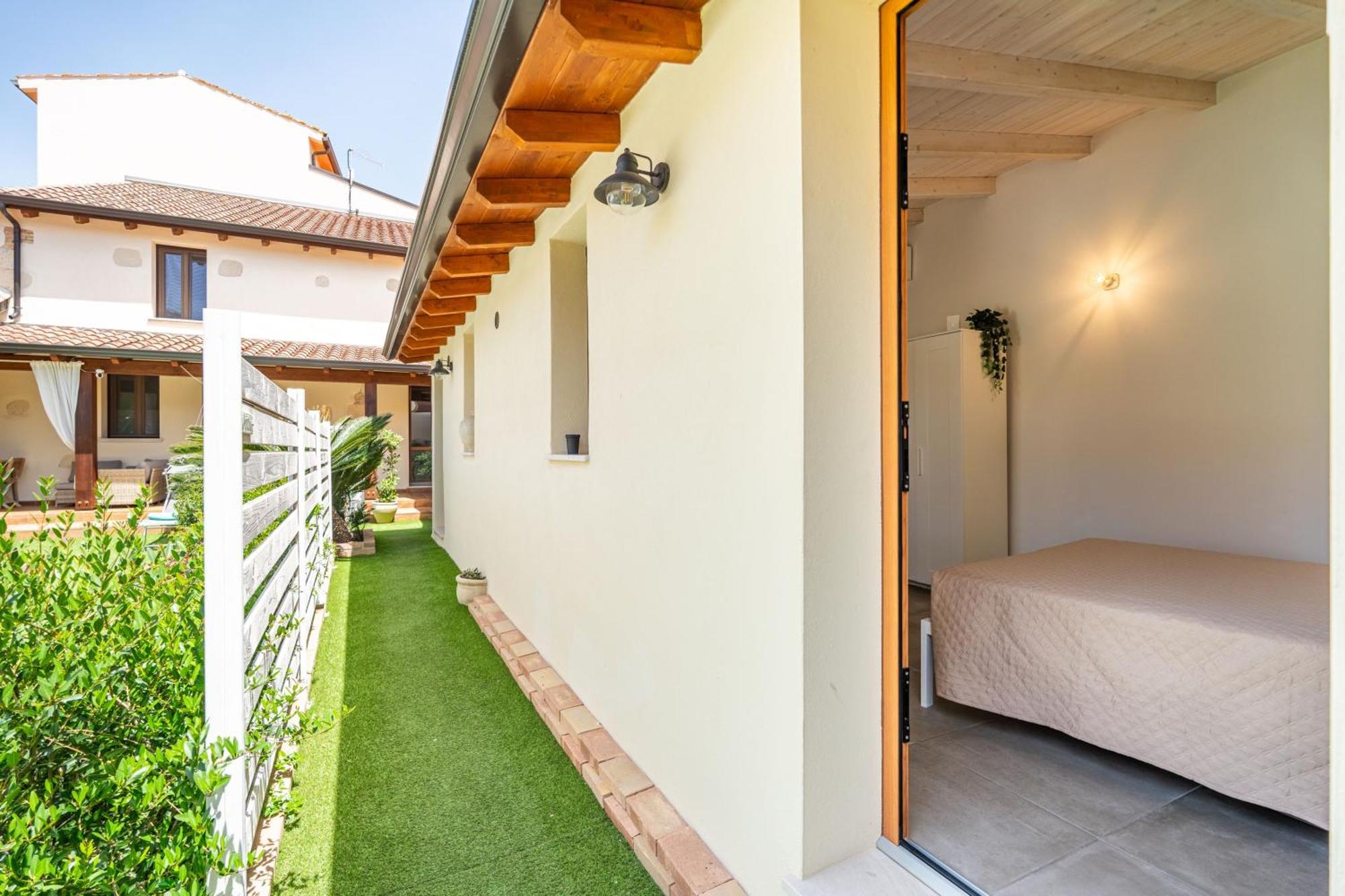 Villa Campidanese อัสเซมินิ ภายนอก รูปภาพ
